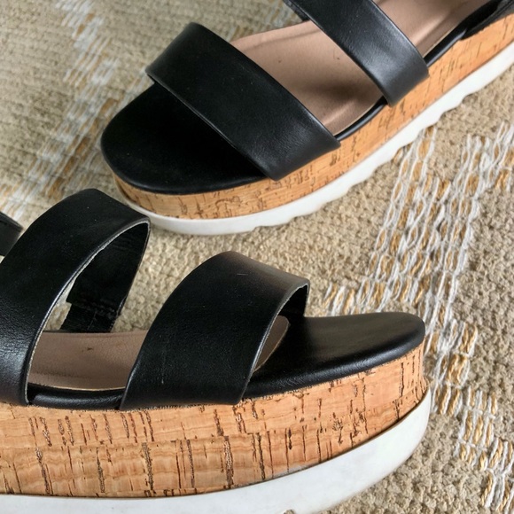 Platform Faux Leather Sandals - Picture 4 of 4